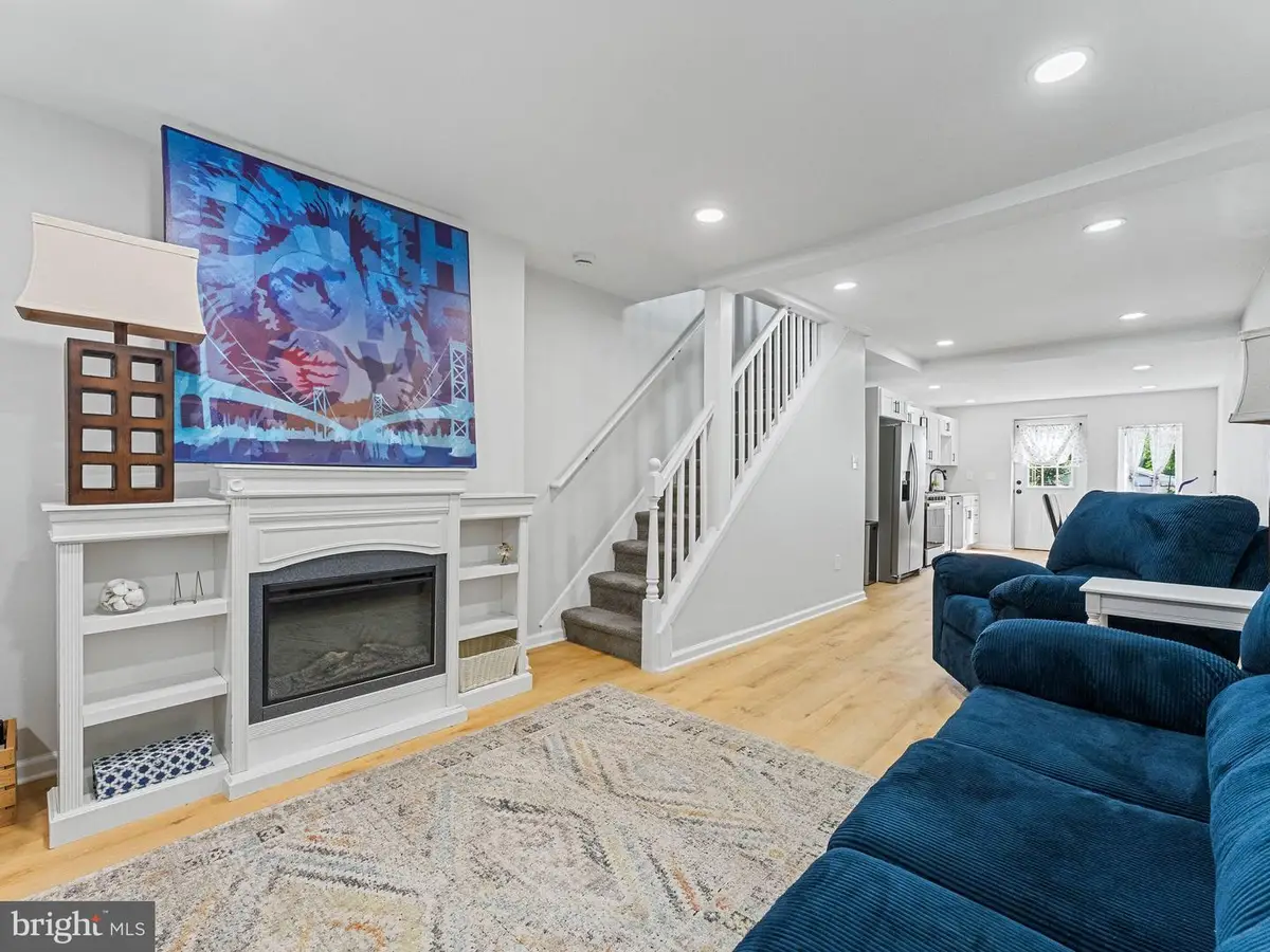 216 Cumberland St, Gloucester City, NJ 08030 - #1