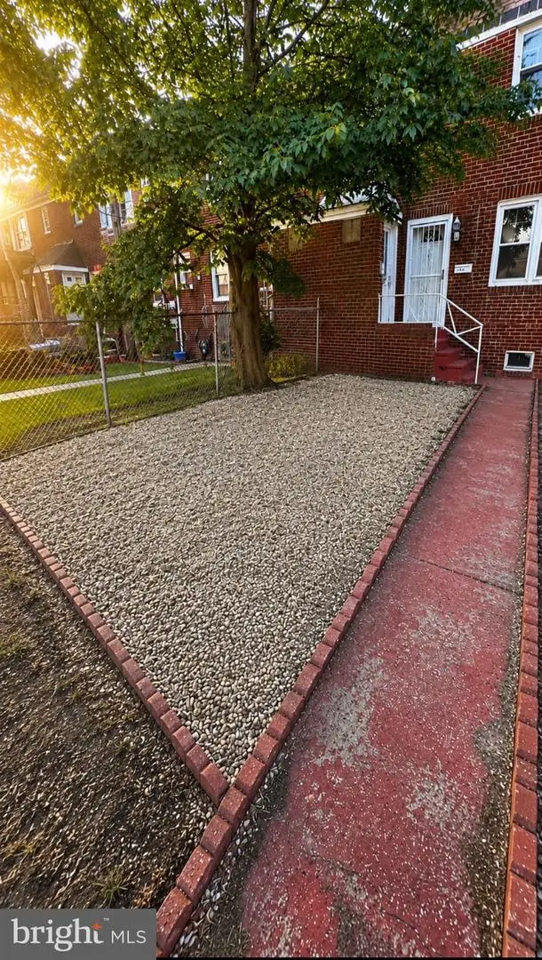 442 Pfeiffer St, Camden, NJ 08105 - #1