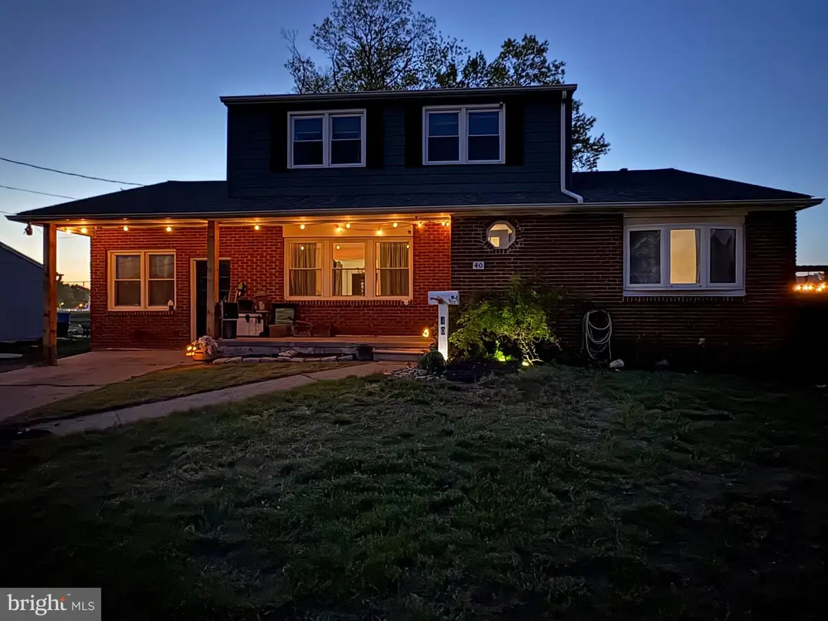 40 Woodlane Dr, Blackwood, NJ 08012 - #1