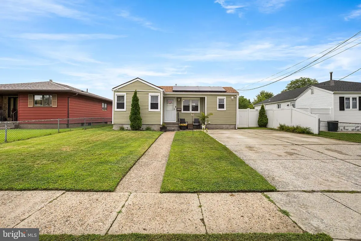 42 Cleveland Ave, Mount Ephraim, NJ 08059 - #1