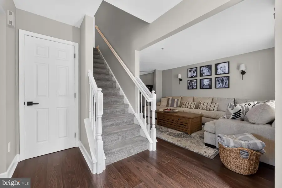 203 Tanglewood Dr, Sicklerville, NJ 08081 - #2