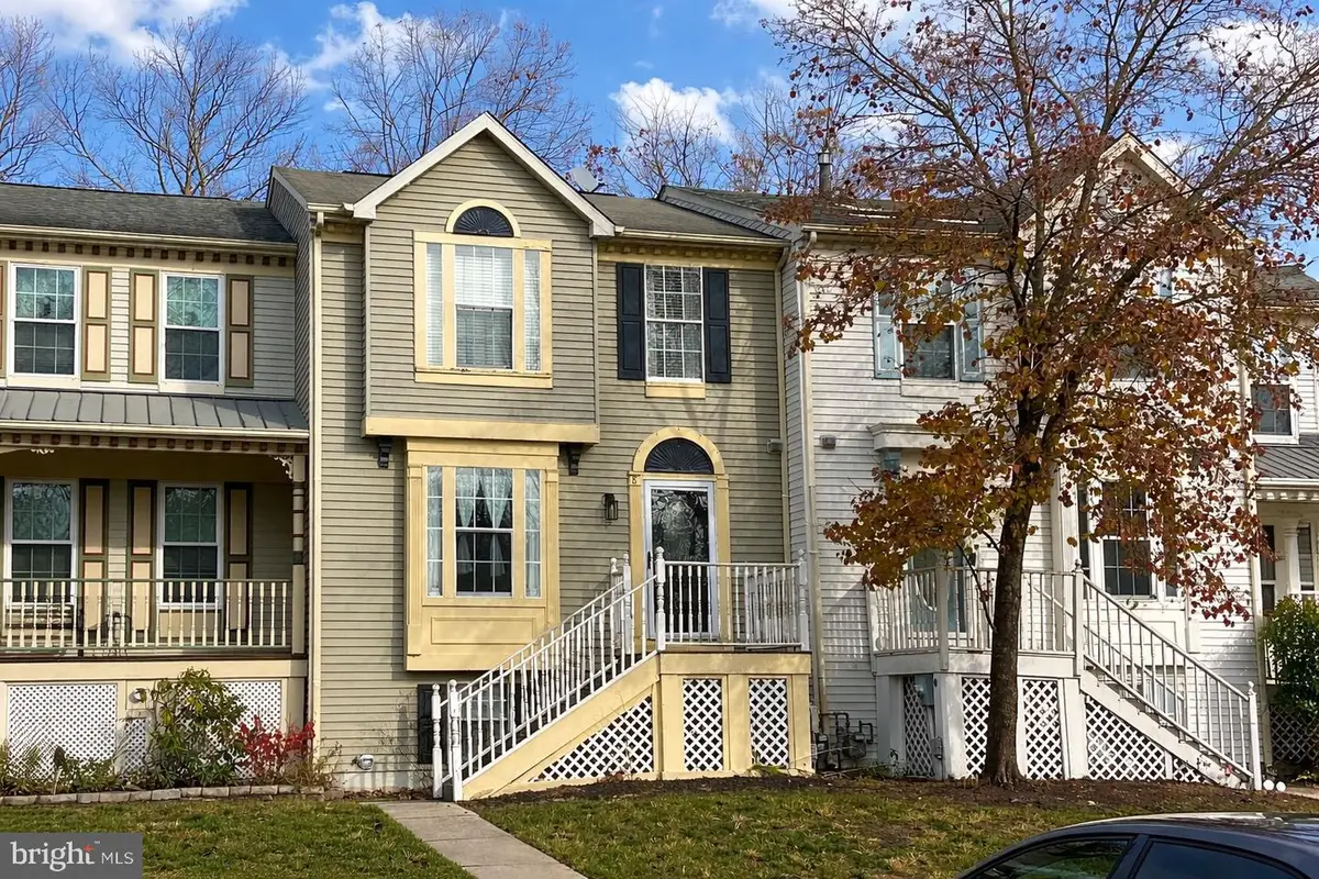 8 Wagon Wheel Dr, Sicklerville, NJ 08081 - #1