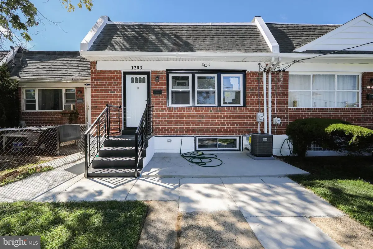 1203 Macarthur Dr, Camden, NJ 08104 - #1