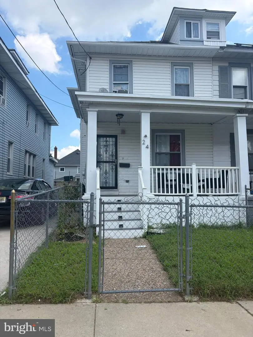 24 S 32nd St, Camden, NJ 08105 - #1