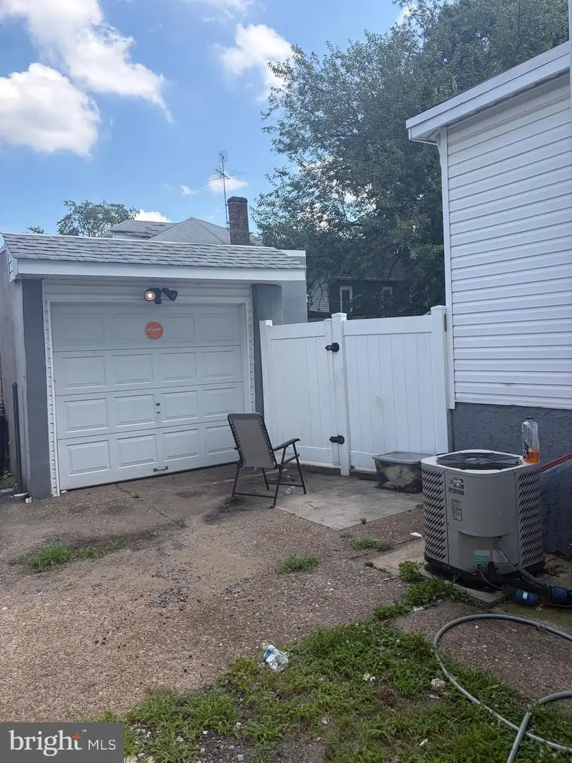 24 S 32nd St, Camden, NJ 08105 - #3