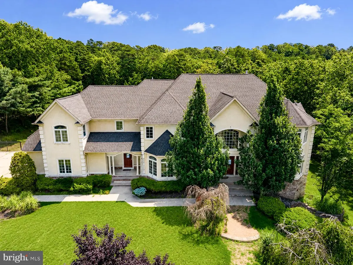 203 Blue Heron Ct, Voorhees, NJ 08043 - #1