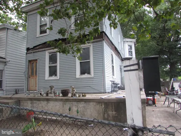 124 N 30th St, CAMDEN, NJ 08105