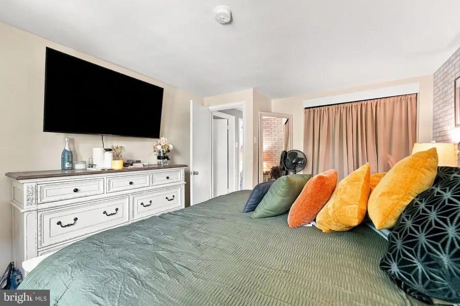 2427 S 12th St, Camden, NJ 08104 - #2