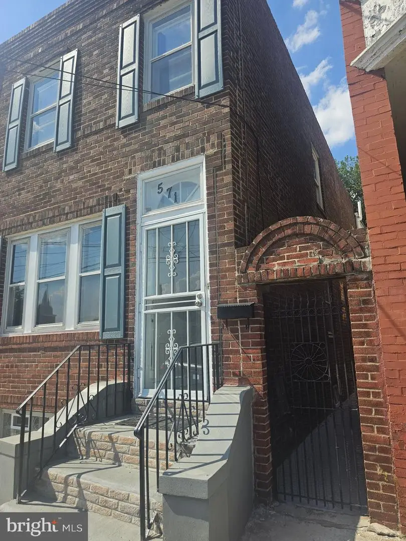 571 Clinton St, Camden, NJ 08103 - #3