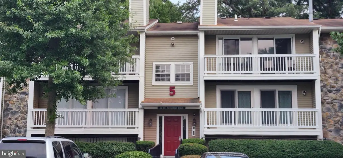 54 Kenwood Dr, Sicklerville, NJ 08081 - #1