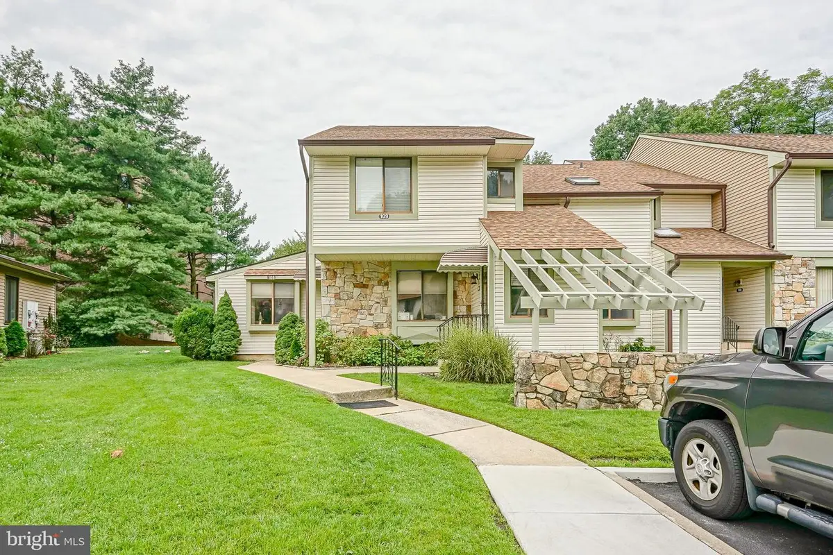 109 Avignon Way, Pennsauken, NJ 08109 - #1