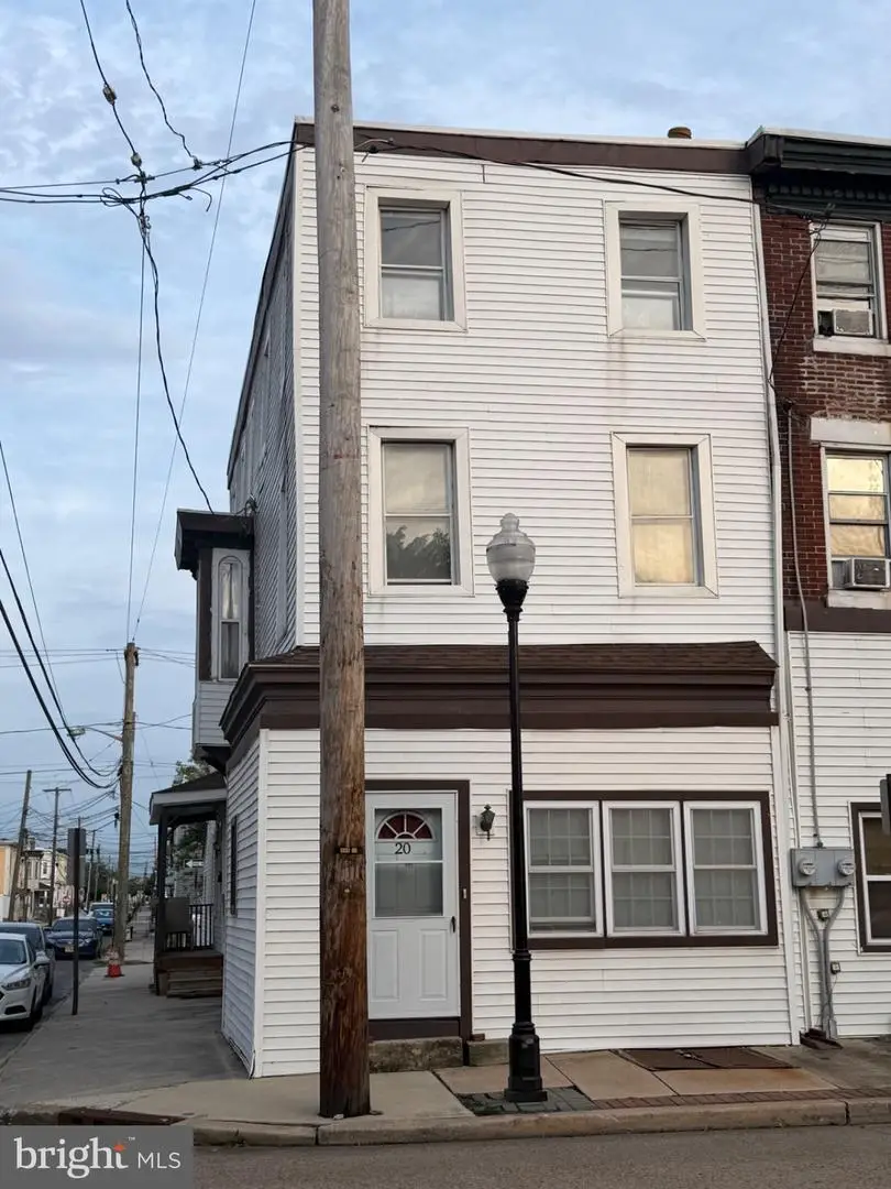 20 N King St, Gloucester City, NJ 08030 - #2