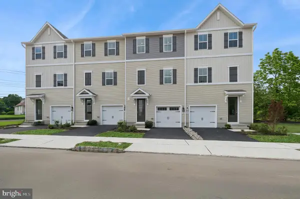41 Silverbell Ave, BERLIN, NJ 08009