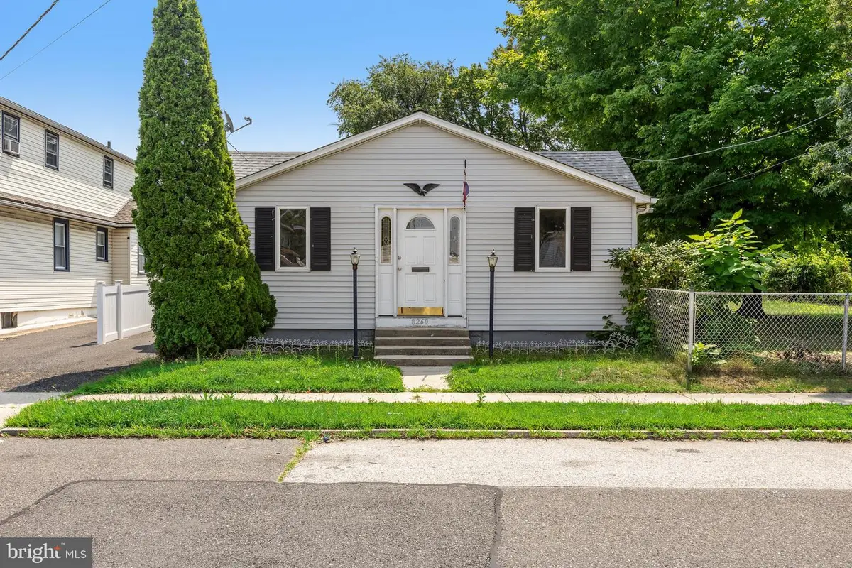 8260 Balfour Rd, Pennsauken, NJ 08110 - #1