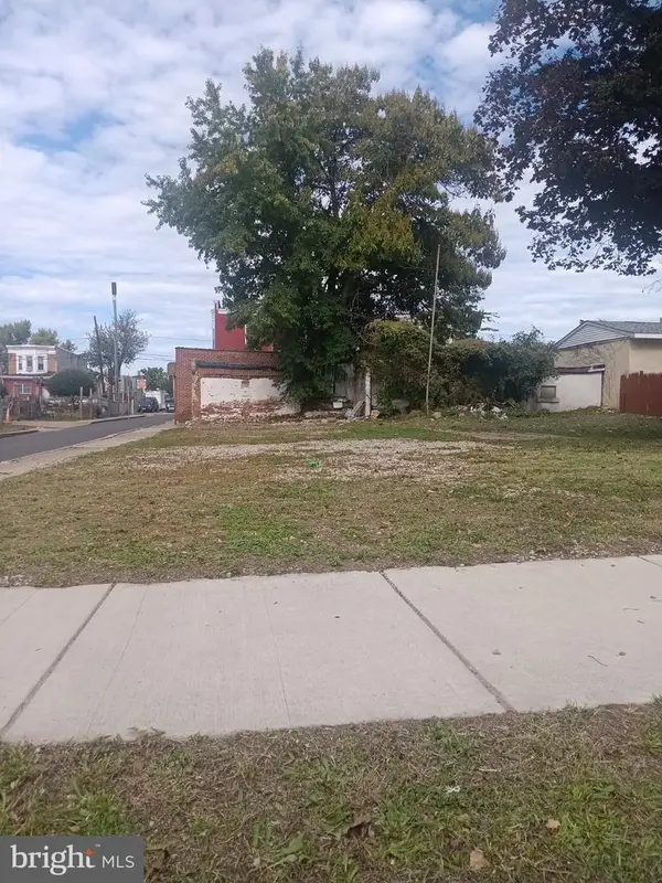 1327 Lansdowne Ave, CAMDEN, NJ 08104