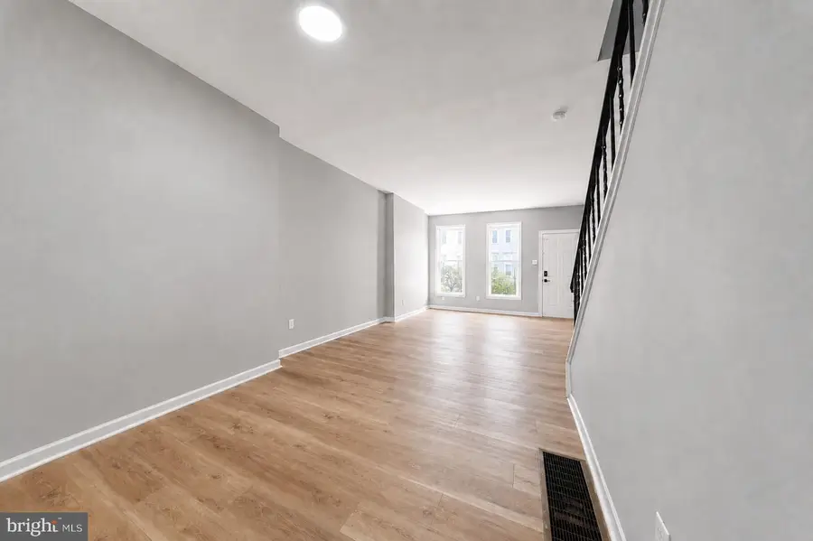 757 Spruce St, Camden, NJ 08103 - #3