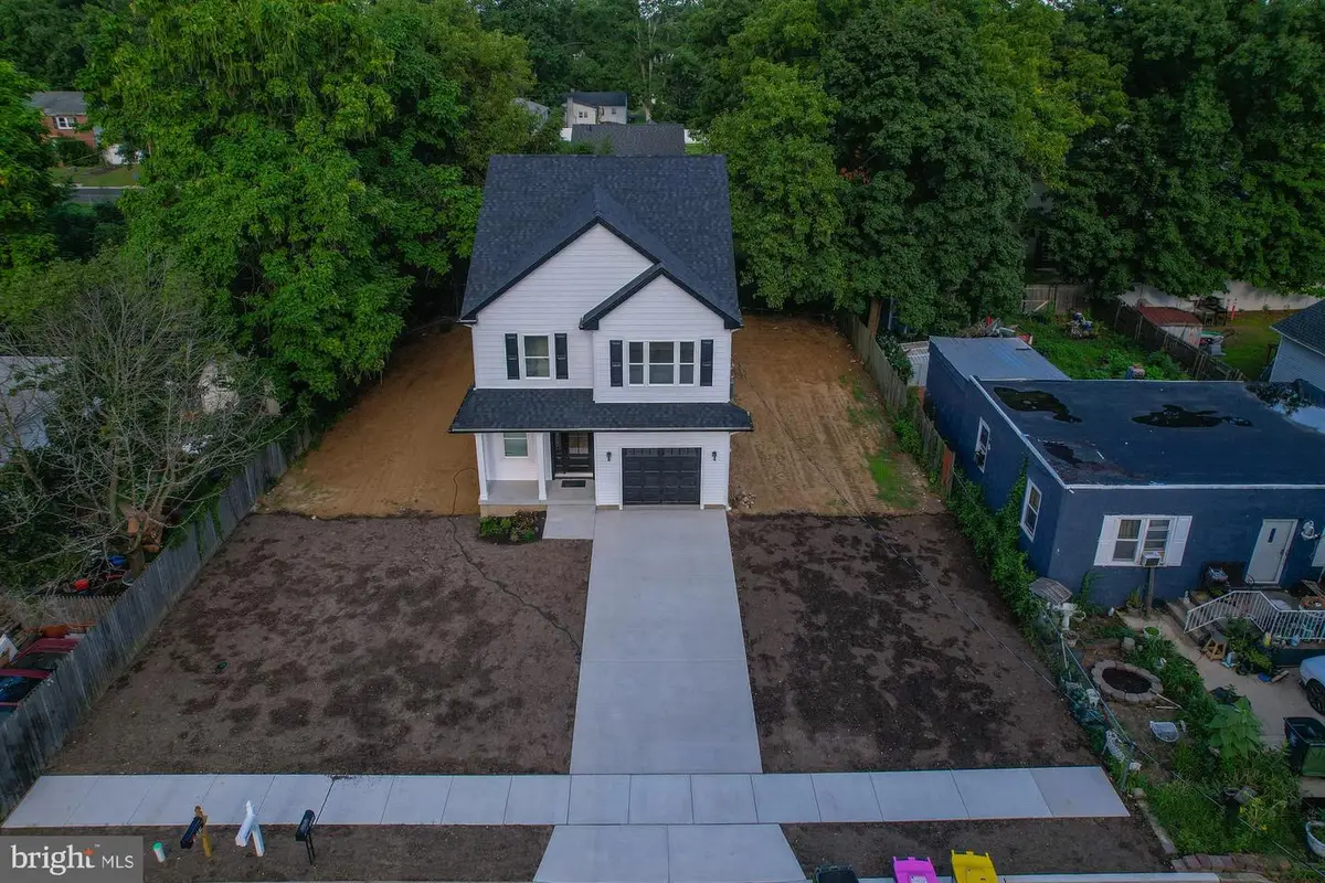 325 Larch Ave, West Berlin, NJ 08091 - #1