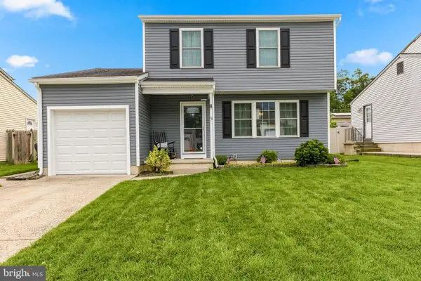 15 Juniper Ave, SOMERDALE, NJ 08083