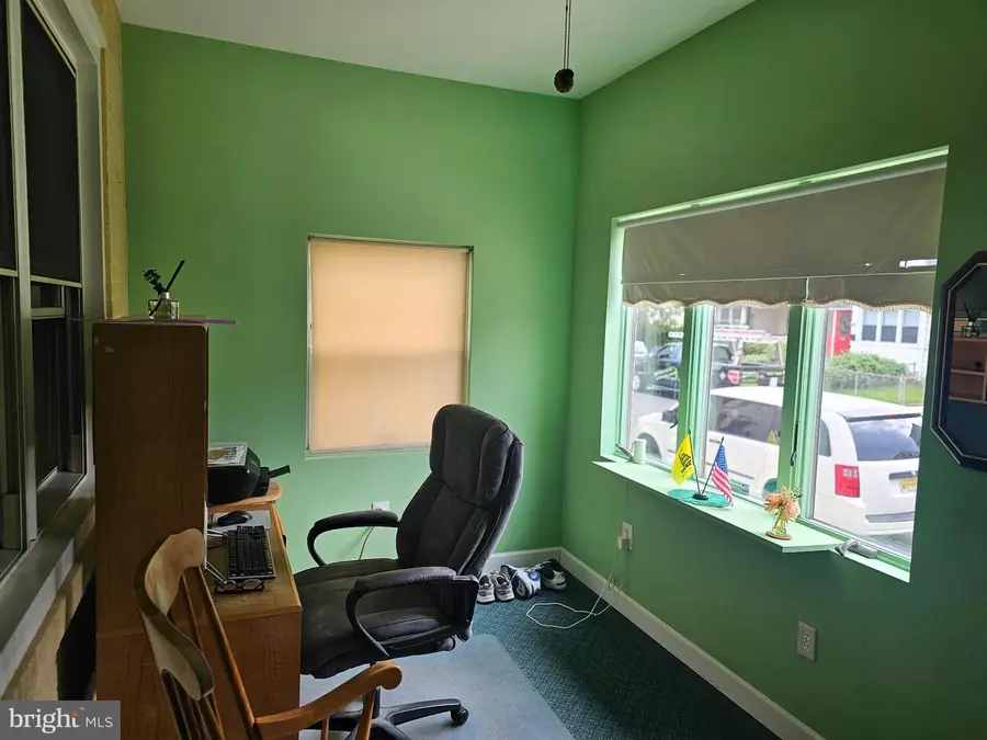 607 Hunter St, Gloucester City, NJ 08030 - #3