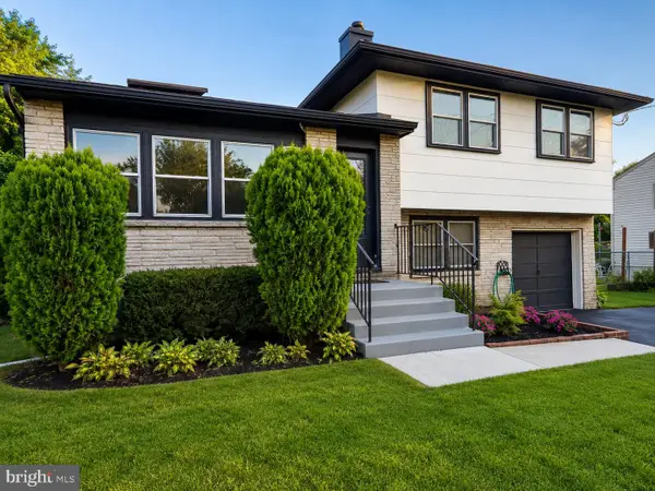 33 Beaver Dr, BARRINGTON, NJ 08007