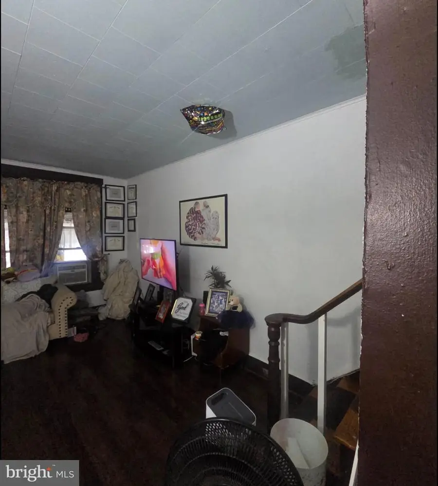 42 N 28th St, Camden, NJ 08105 - #3