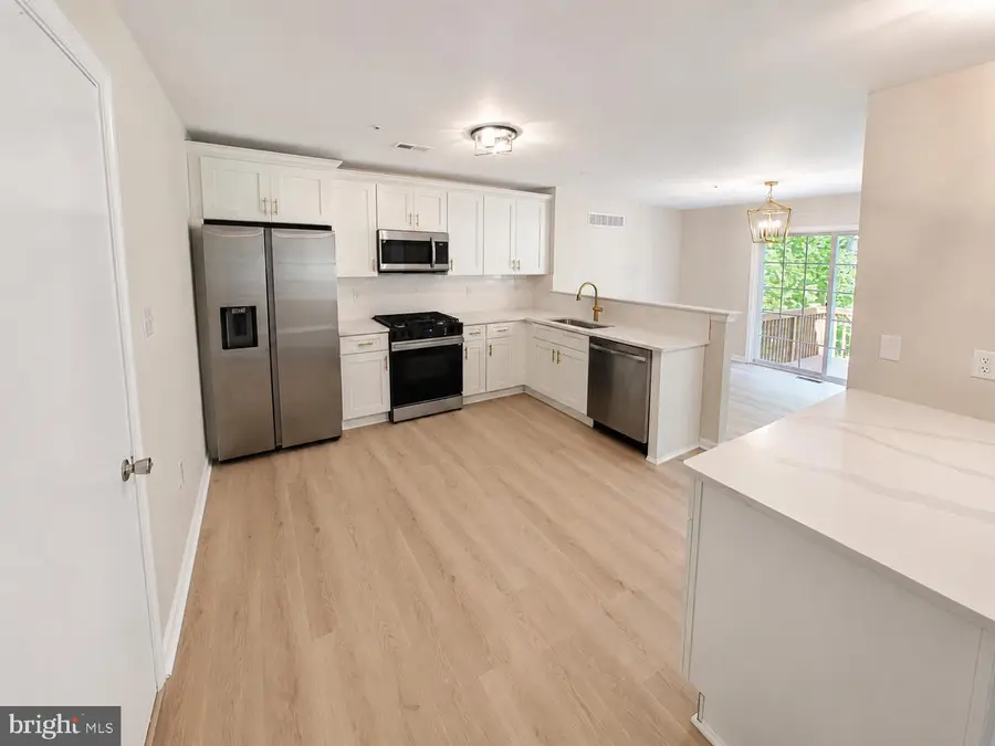 313 Hidden Dr, Blackwood, NJ 08012 - #3