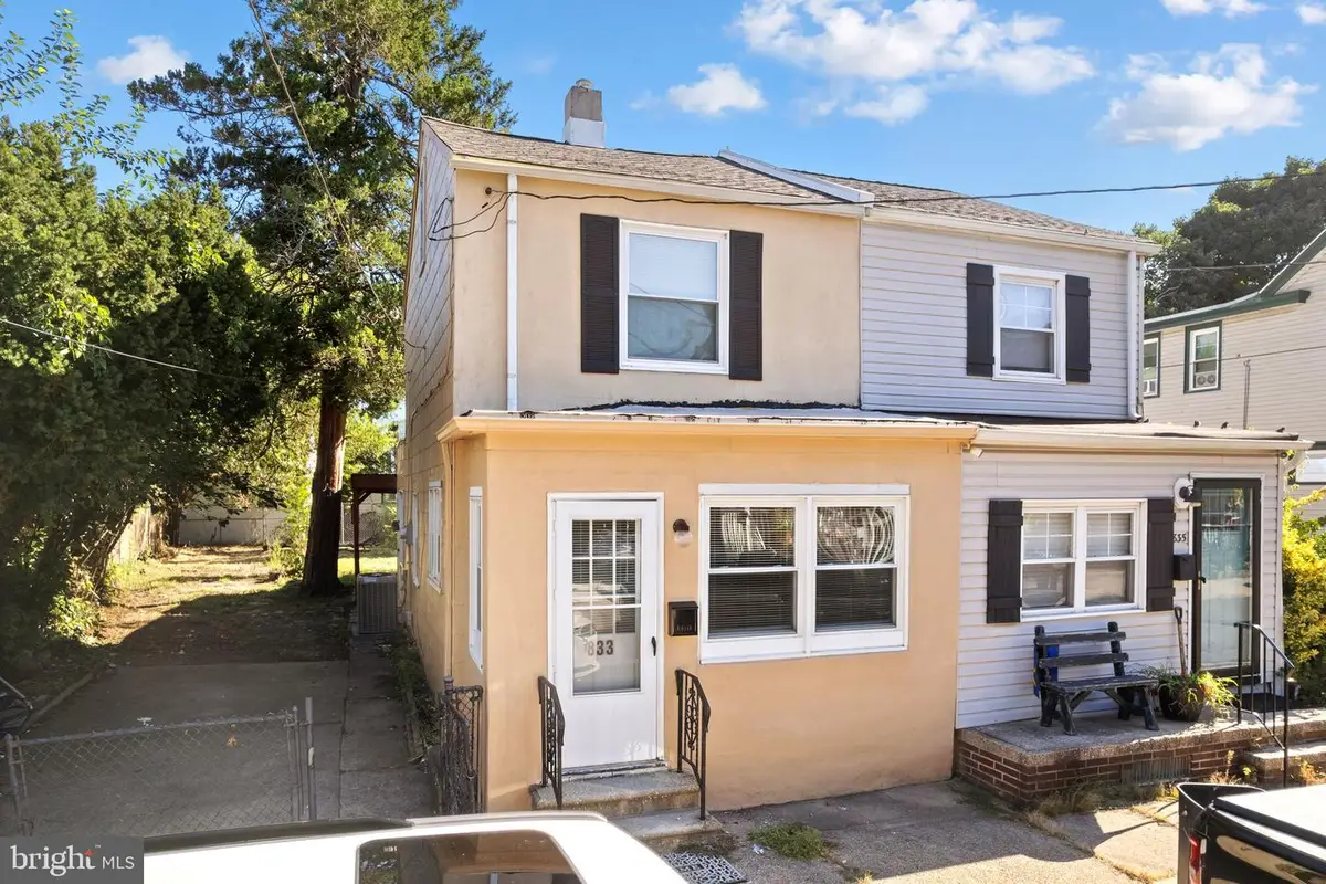 833 Cumberland St, Gloucester City, NJ 08030 - #1