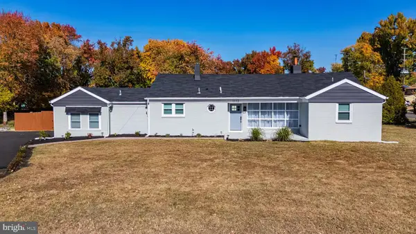 1112 Severn Ave, CHERRY HILL, NJ 08002