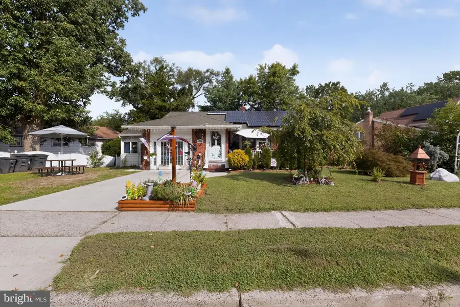 6025 Forrest Ave, Pennsauken, NJ 08110 - #2