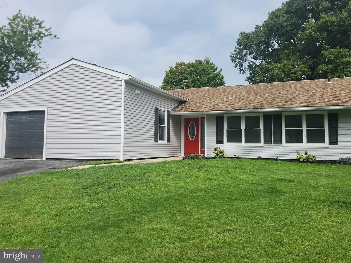 48 Pershing Ln, Sicklerville, NJ 08081 - #1