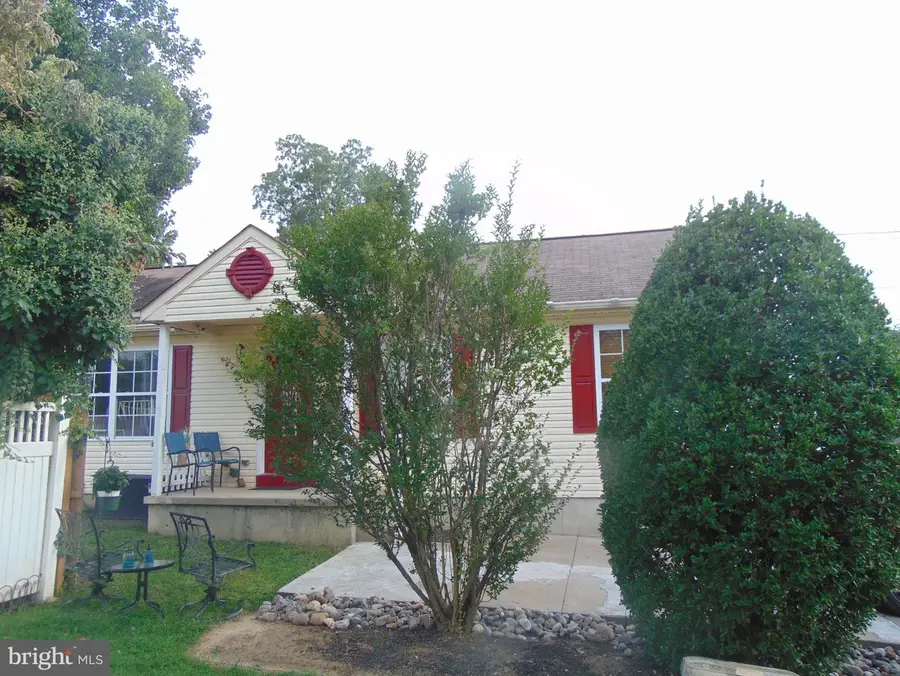 310 E 3rd Ave E, Runnemede, NJ 08078 - #2