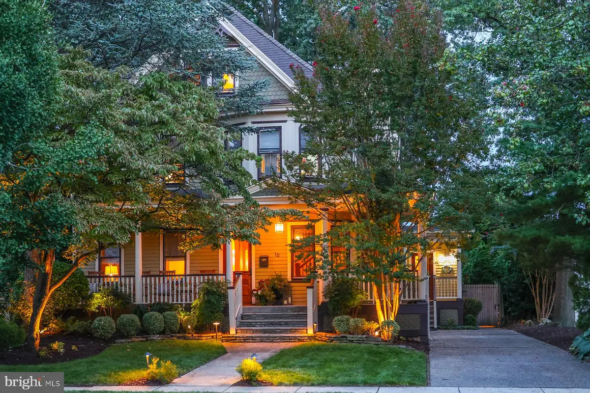 16 E Stiles Ave, Collingswood, NJ 08108 - #1