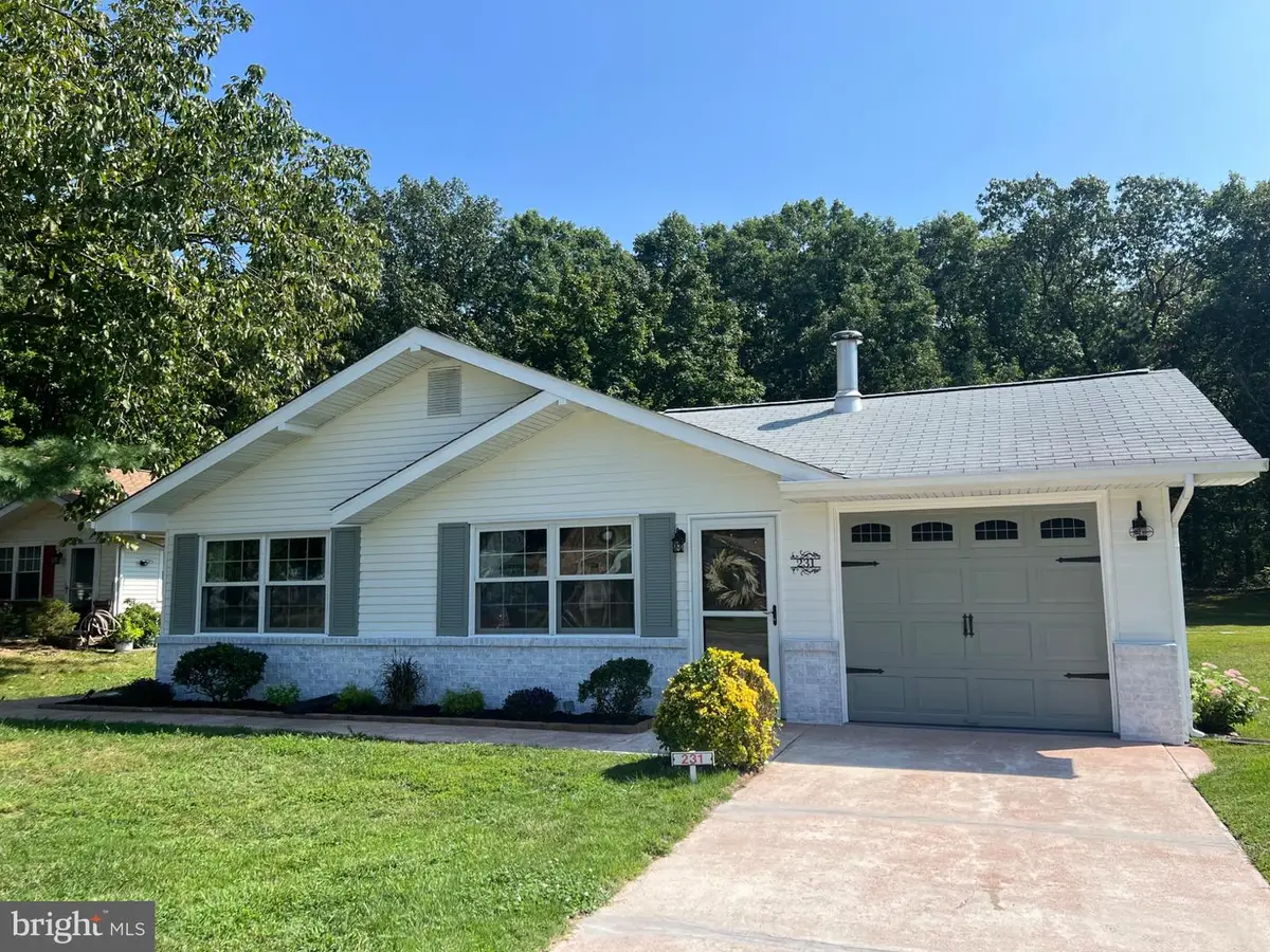 231 Elmtowne Blvd, Hammonton, NJ 08037 - #1