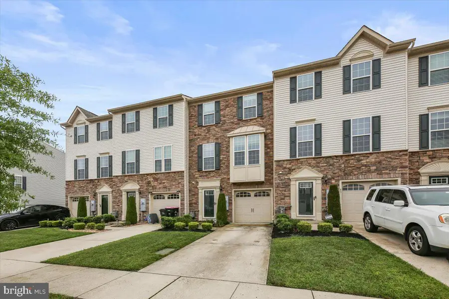 81 Village Green Ln, Sicklerville, NJ 08081 - #3