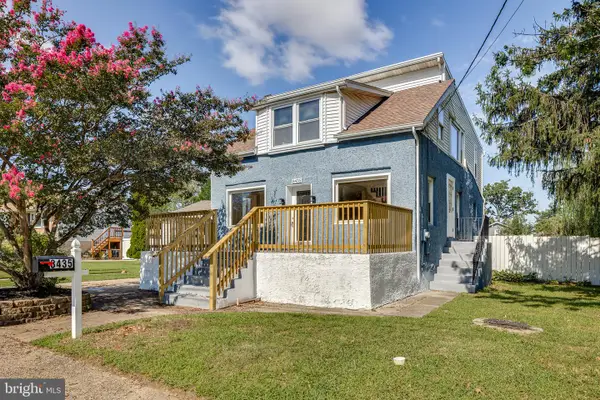 8435 Eden Ln, PENNSAUKEN, NJ 08110