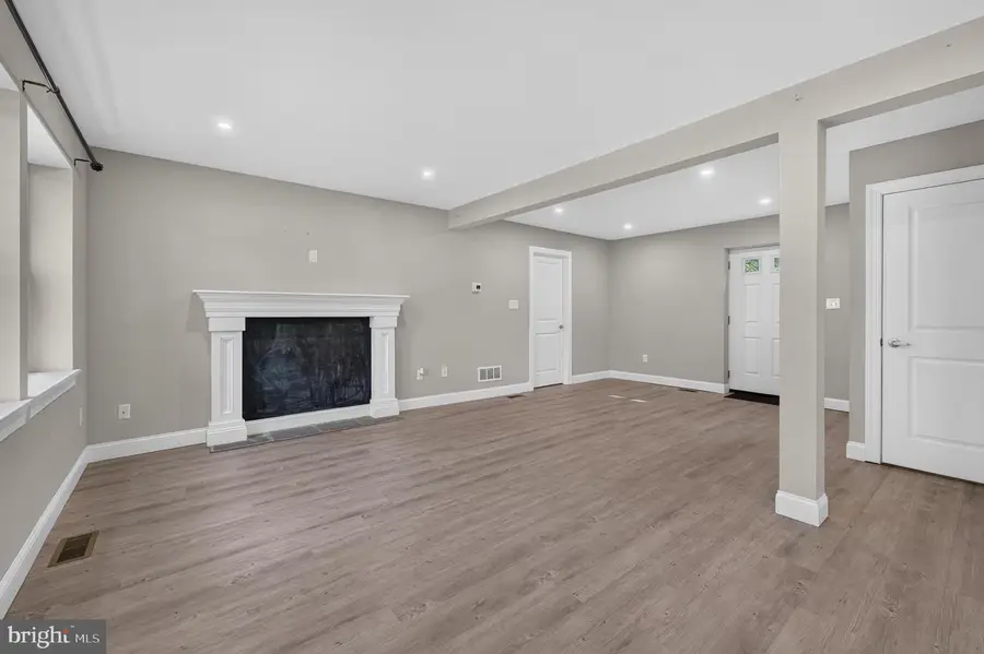 62 Higgins Ave, Clementon, NJ 08021 - #2