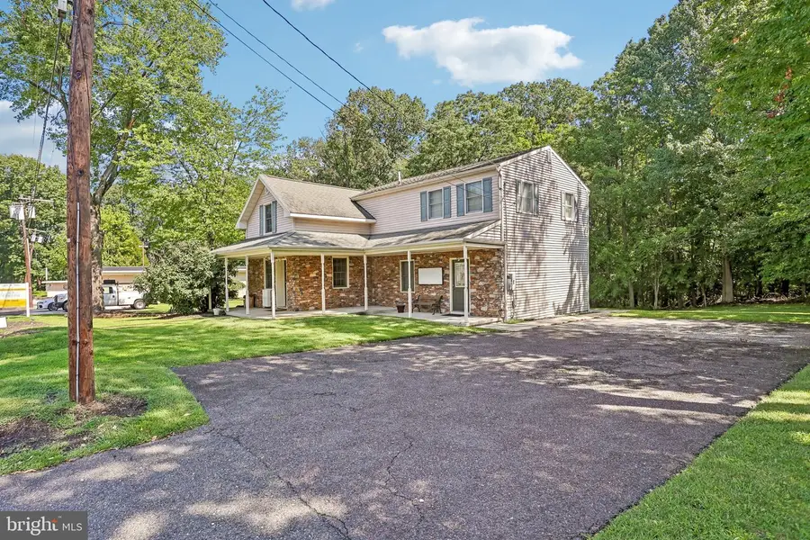 841 Camden Ave, Blackwood, NJ 08012 - #2