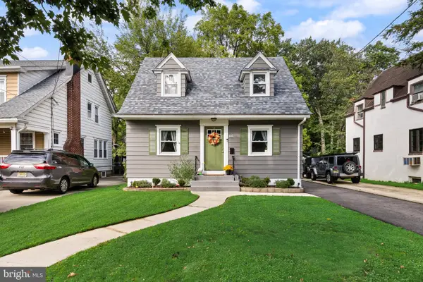 99 Kendall Blvd, OAKLYN, NJ 08107