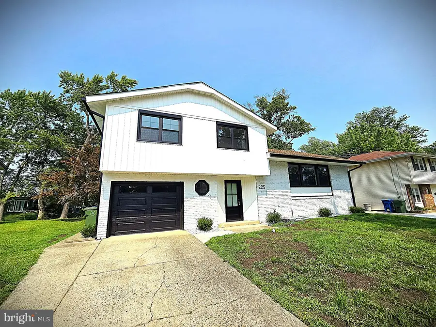 225 Drake Rd, Cherry Hill, NJ 08034 - #2