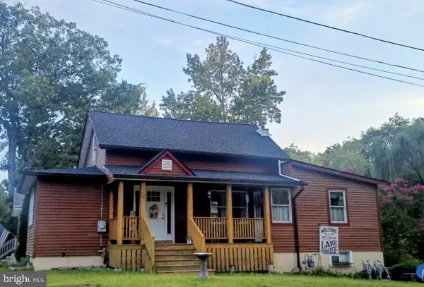 27 Higgins Ave, CLEMENTON, NJ 08021