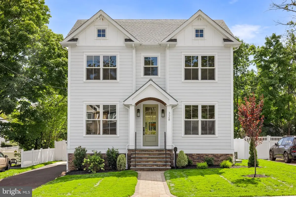 328 Lakeview Ave, Haddonfield, NJ 08033 - #1