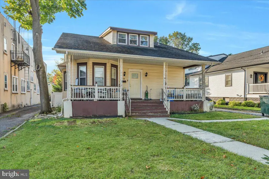110 E Bettlewood Ave, Oaklyn, NJ 08107 - #3