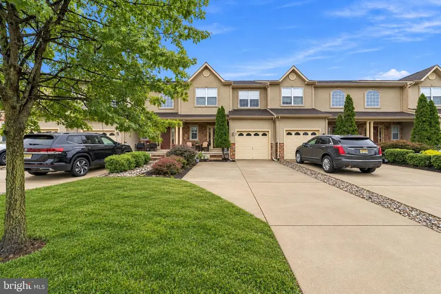 109 Glacier Dr, Berlin, NJ 08009 - #3