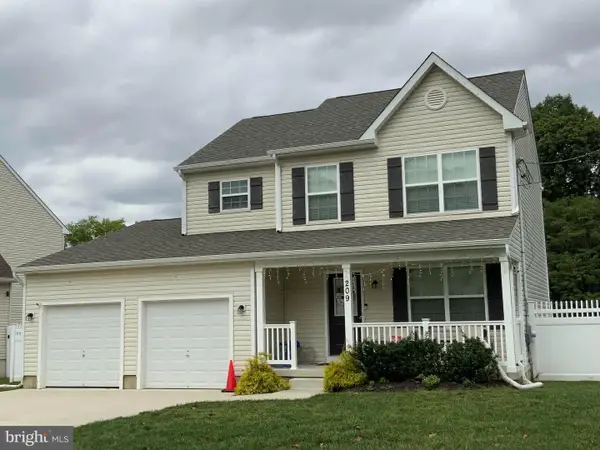 209 Pulaski Ave, BLACKWOOD, NJ 08012