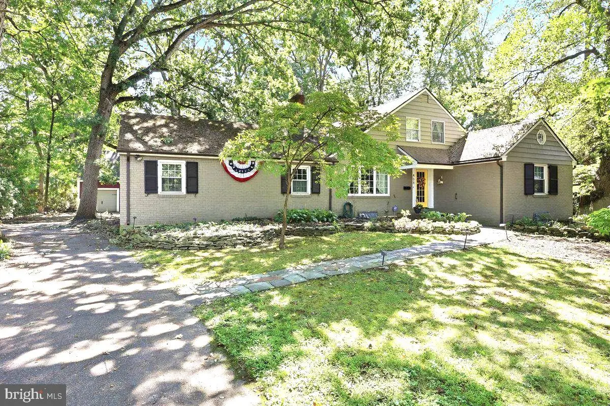 458 Elm Ave, Haddonfield, NJ 08033 - #1