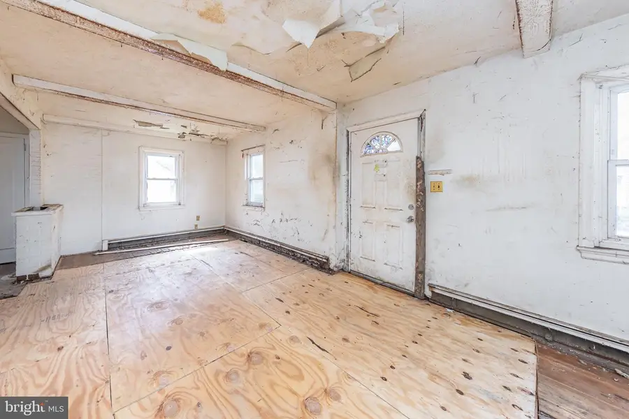 25 Adams Ave, Bellmawr, NJ 08031 - #2