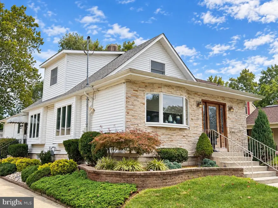 330 E Elma Ave, Laurel Springs, NJ 08021 - #2