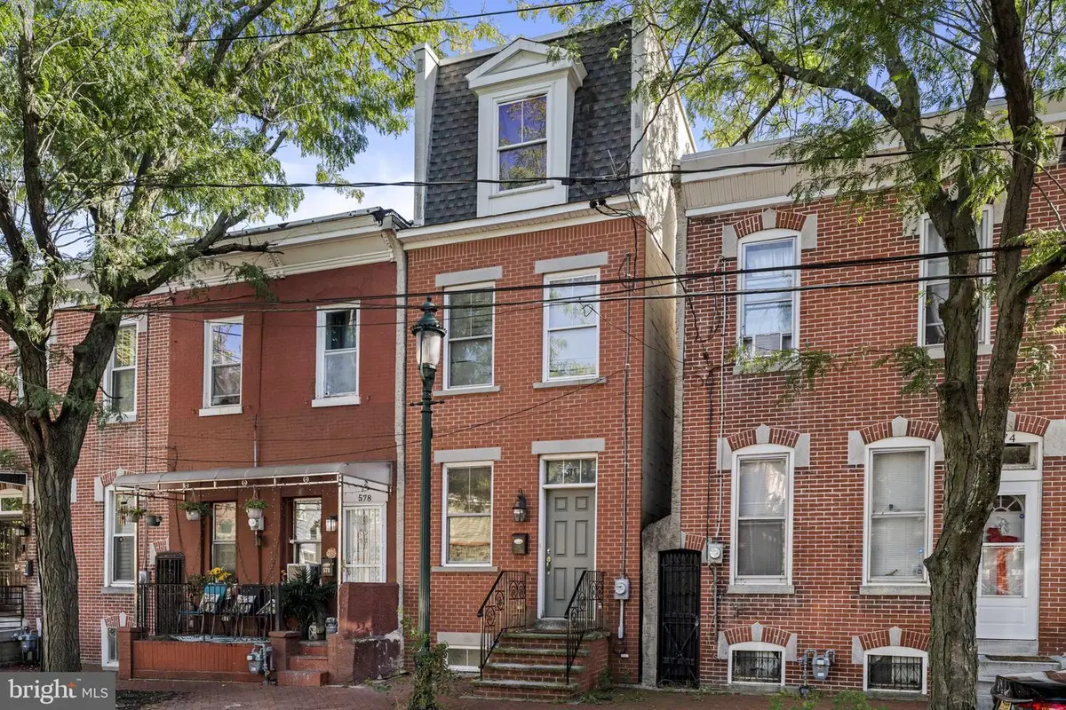 576 Berkley St, Camden, NJ 08103 - #1