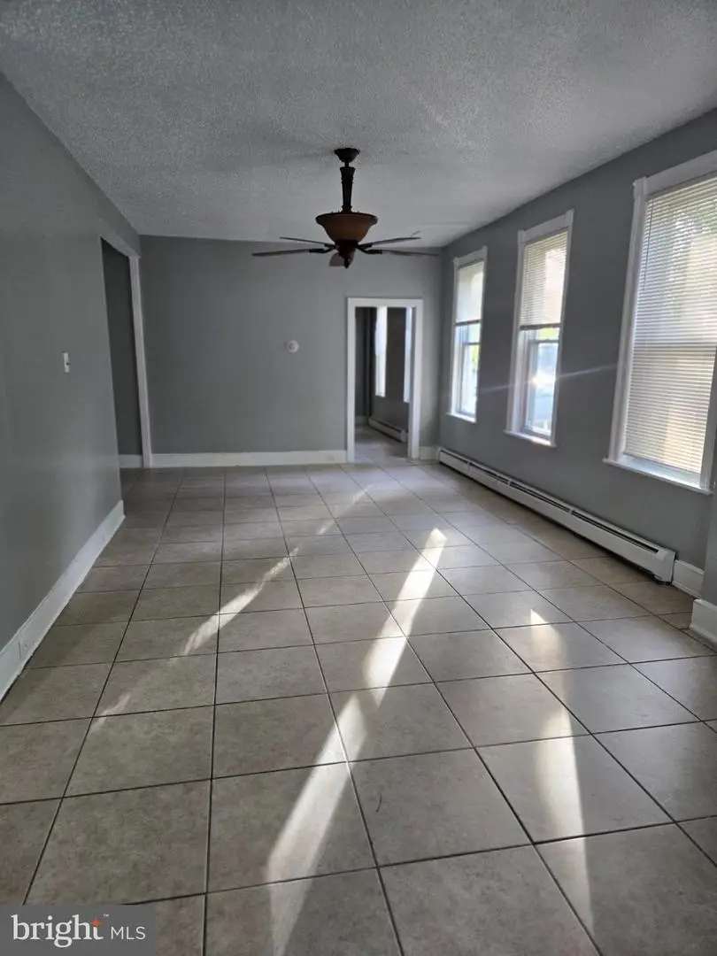 315 N 37th St, Pennsauken, NJ 08110 - #3