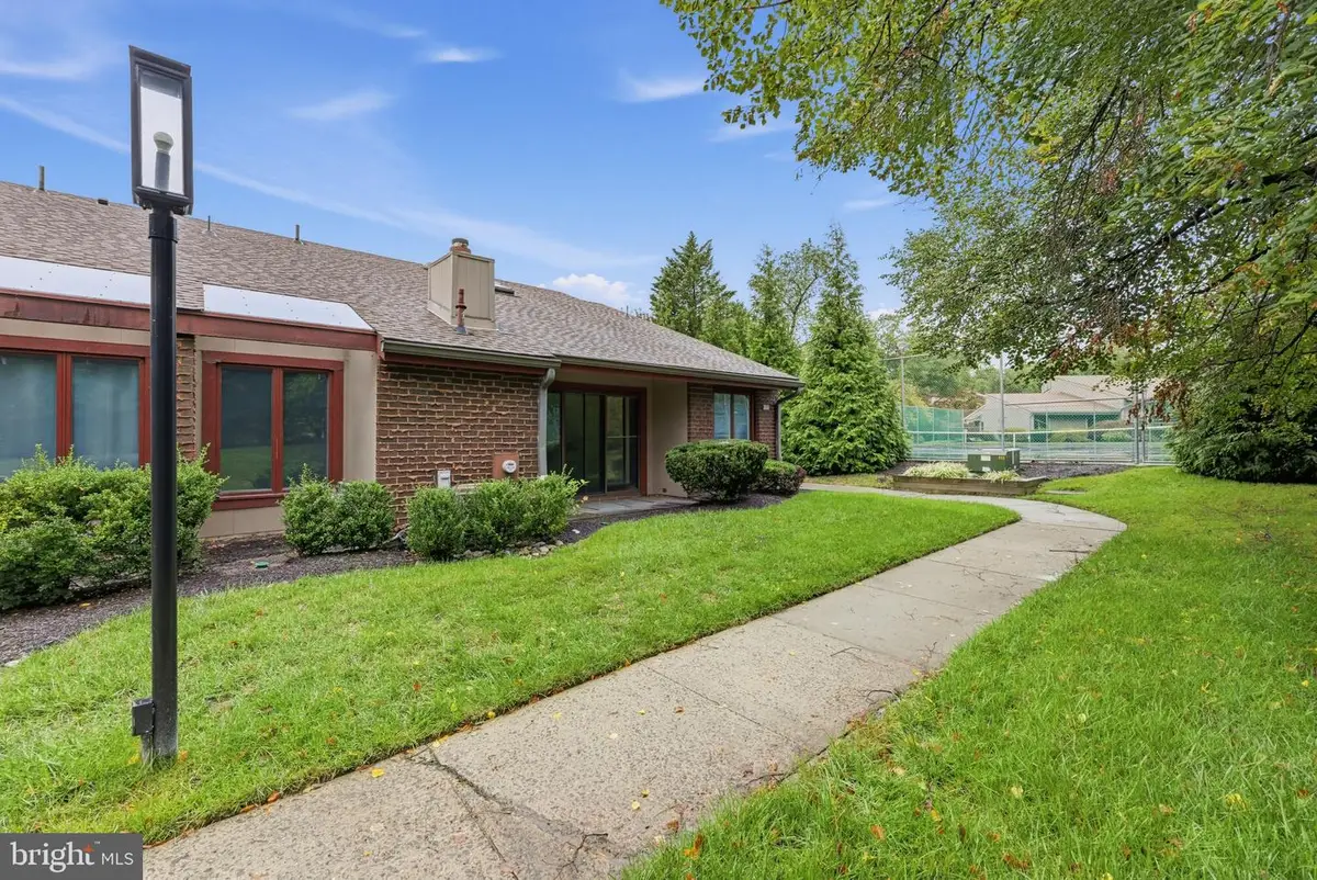 300 Uxbridge Dr, Cherry Hill, NJ 08034 - #1